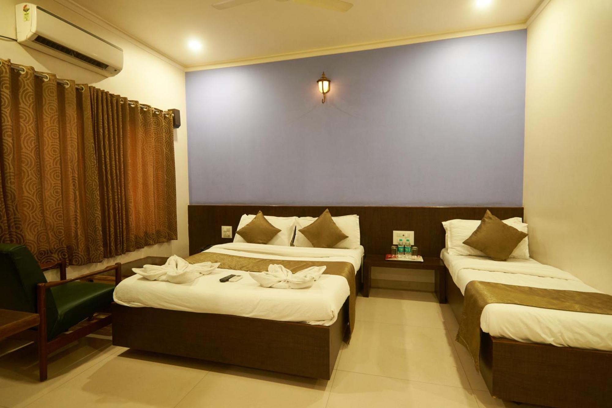 Hotel Pride Inn Shirdi Zewnętrze zdjęcie